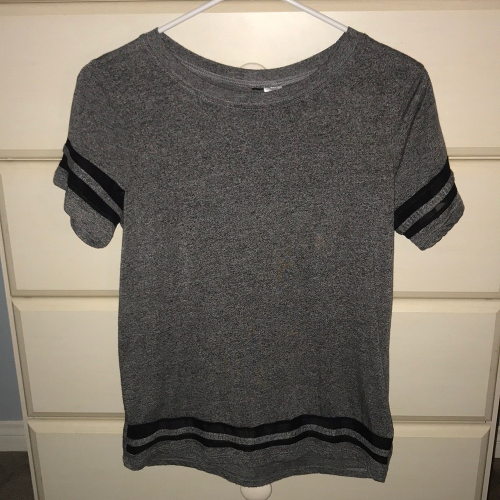 Grey and black tee